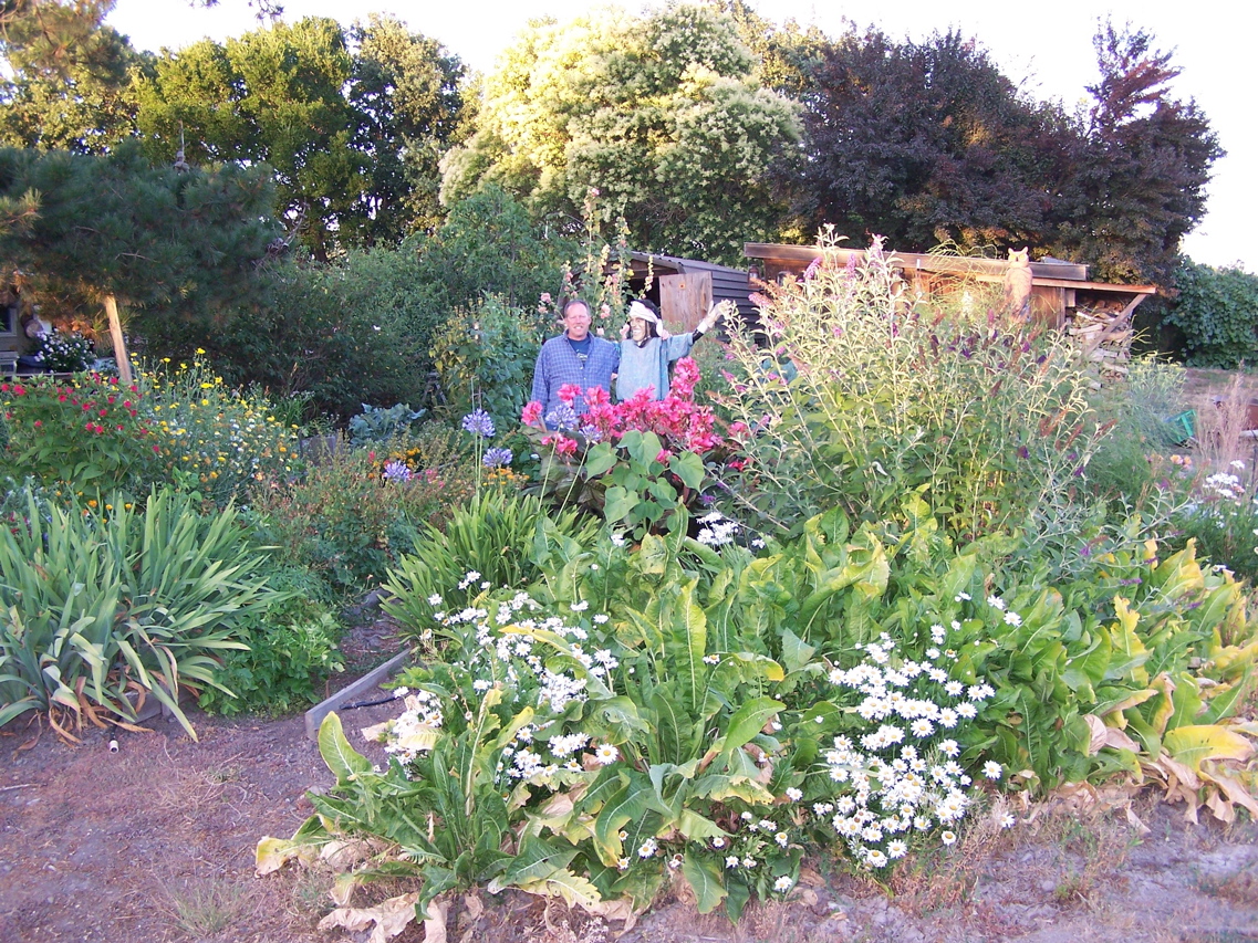 kitchen-garden-with-Arnold-2009